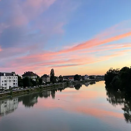 Les 4 Reflets De La Marne Appartamento Pomponne